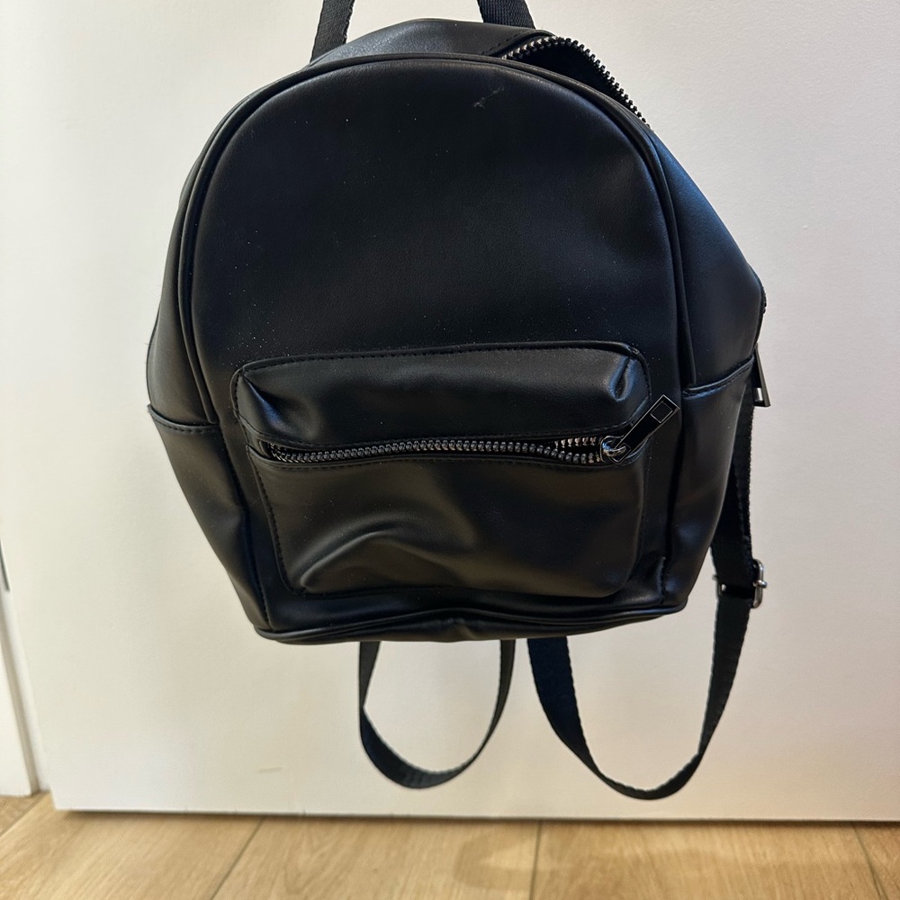 Chic Black Mini Backpack